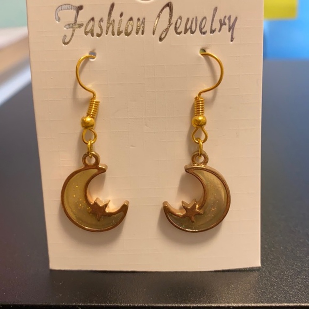 Dangle Moon Earrings